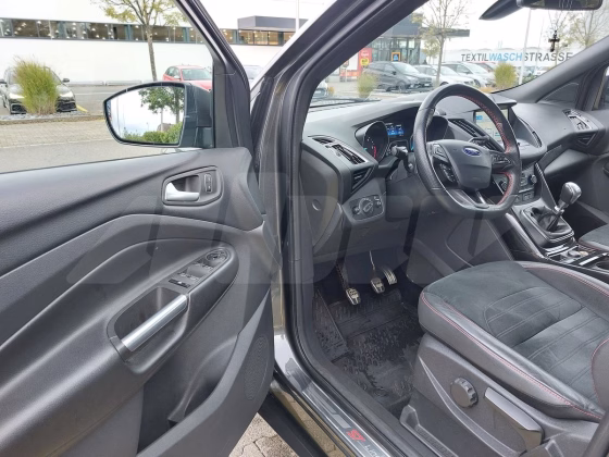 Ford Kuga (5)