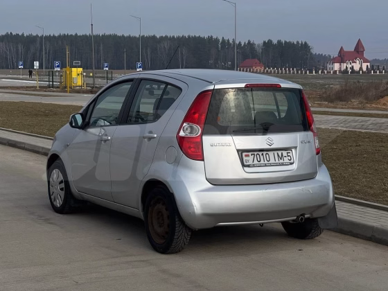 Suzuki Splash (2)