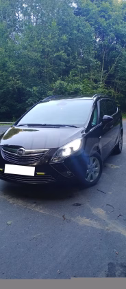 Opel Zafira (9)
