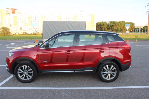 Geely Atlas (8)