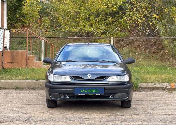 Renault Laguna (2)
