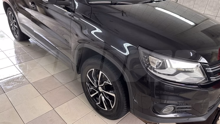 Volkswagen Tiguan (7)