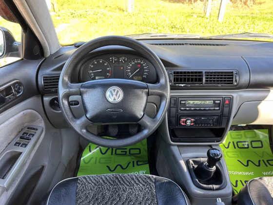 Volkswagen Passat (12)