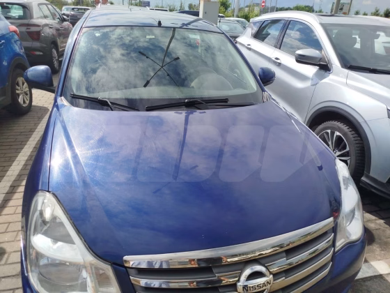 Nissan Almera