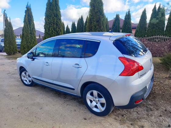 Peugeot 3008 (1)