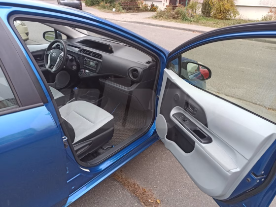 Toyota Prius (7)