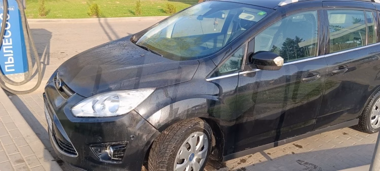 Ford C-Max (9)