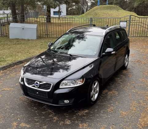 Volvo V50 (4)