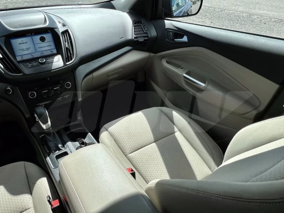 Ford Escape (16)