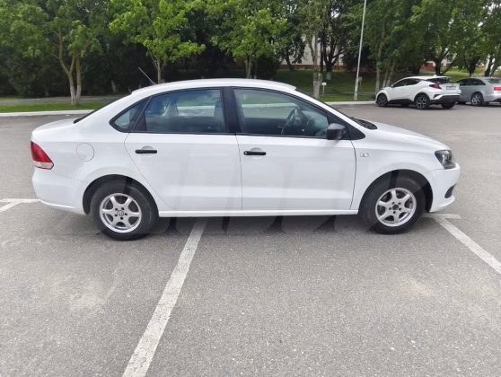 Volkswagen Polo (6)