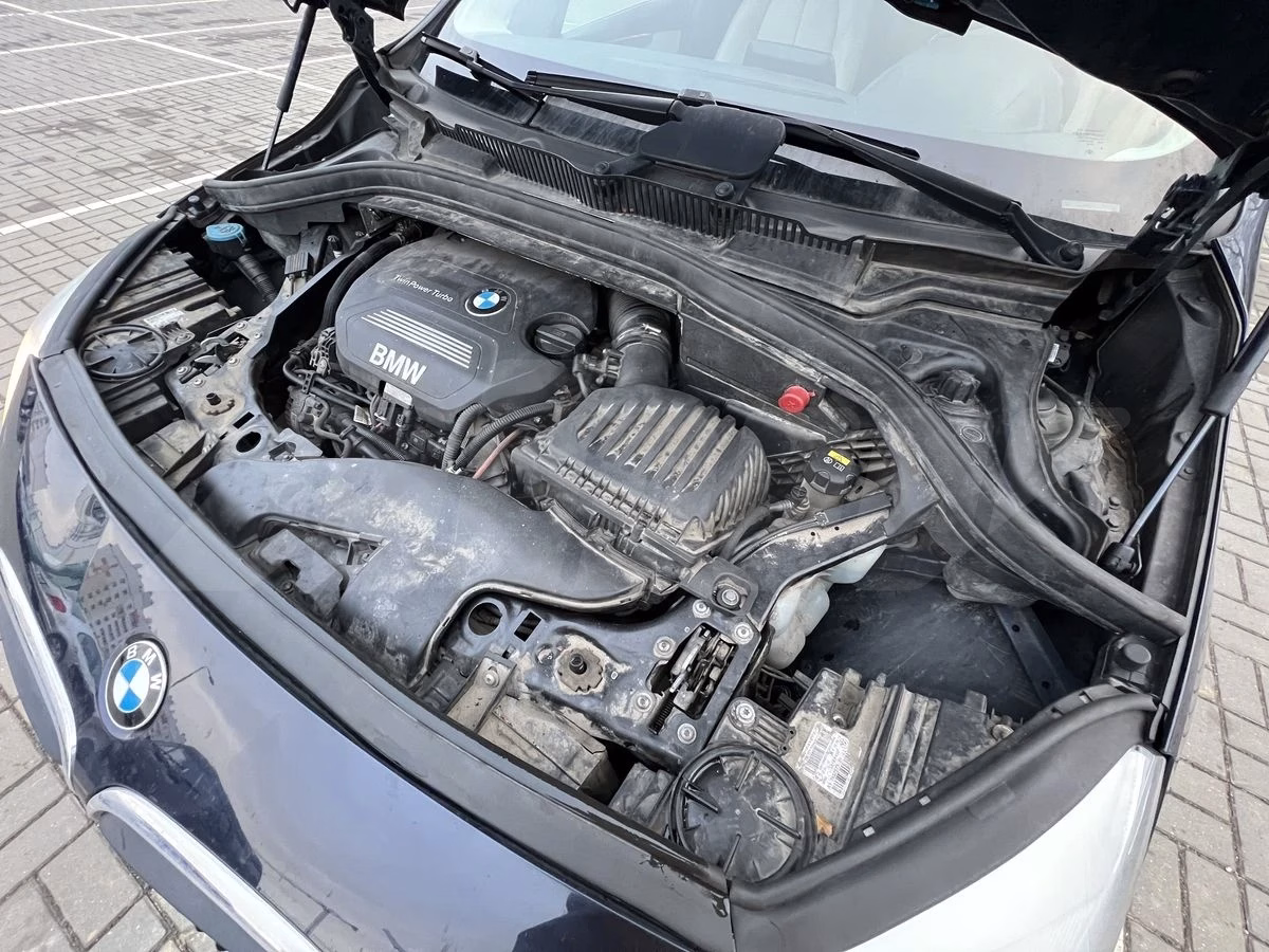 BMW 220