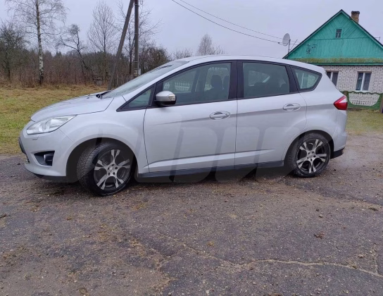 Ford C-Max (12)
