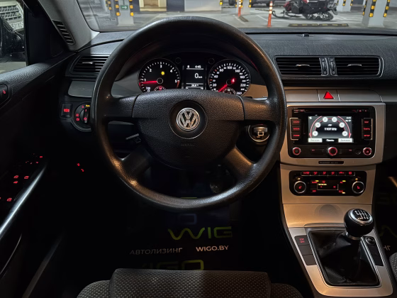 Volkswagen Passat (13)