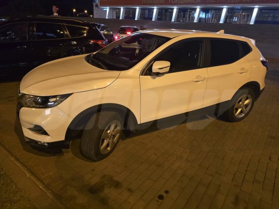 Nissan Qashqai (2)