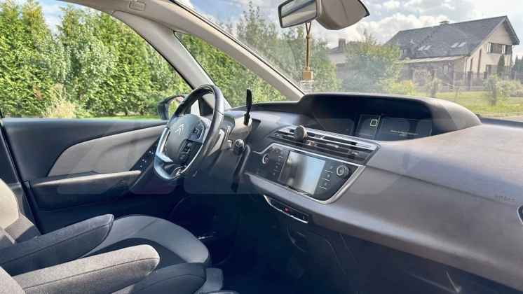 Citroën Grand C4 Picasso / SpaceTourer (6)