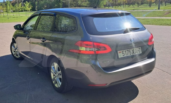 Peugeot 308 (1)