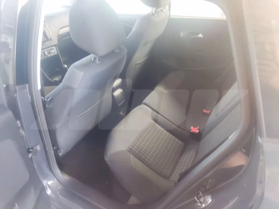 Volkswagen Polo (8)