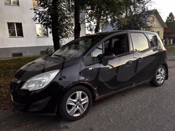 Opel Meriva (1)