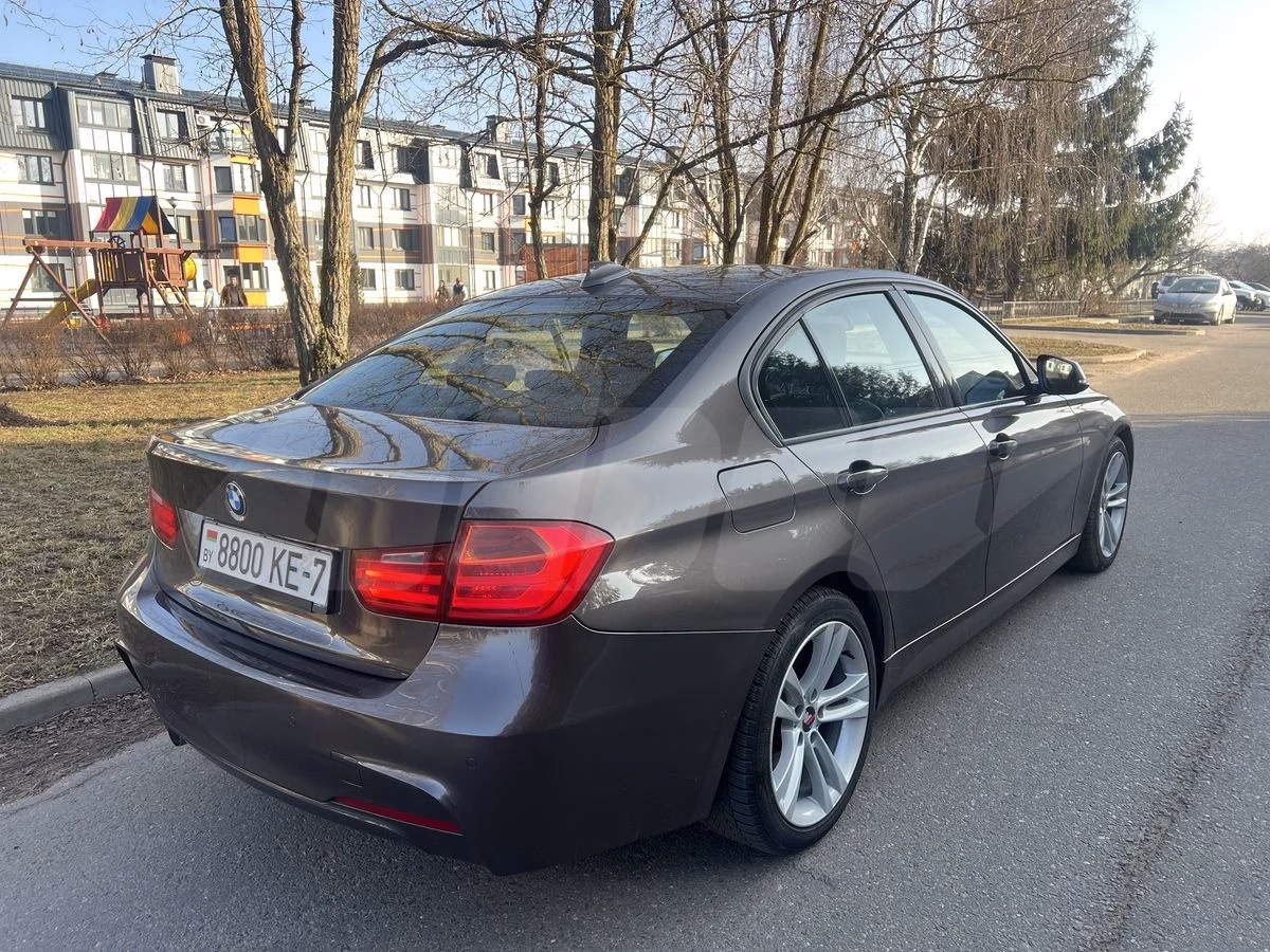 BMW 320