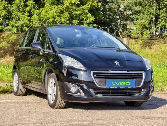 Peugeot 5008 (1)