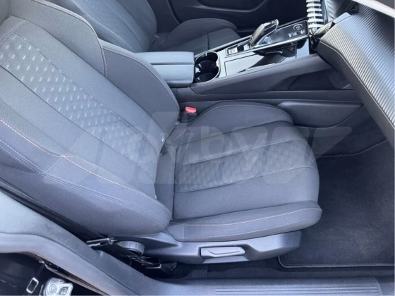 Peugeot 508 (13)