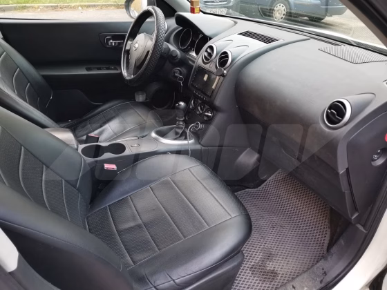 Nissan Qashqai+2 (3)