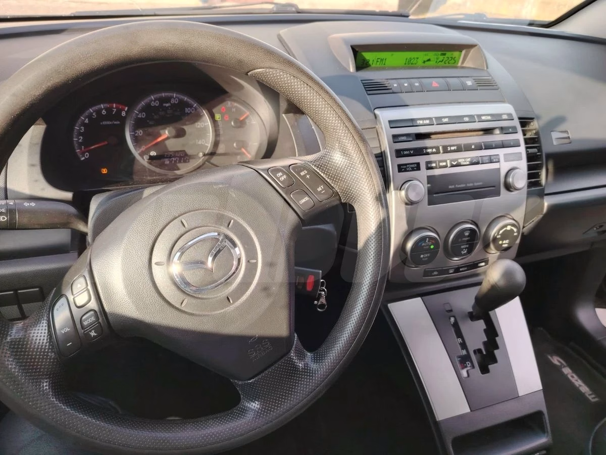 Mazda 5