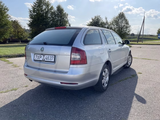 Skoda Octavia (6)