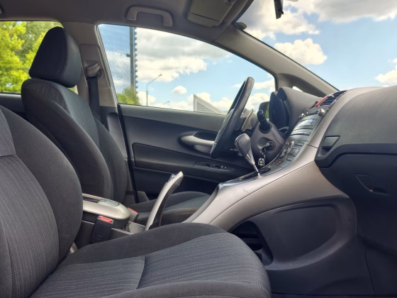 Toyota Auris (12)