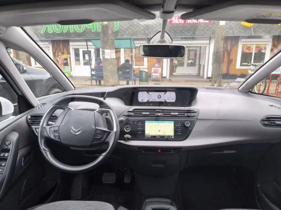 Citroën C4 SpaceTourer (9)
