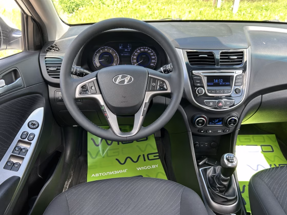 Hyundai Solaris / Accent (13)