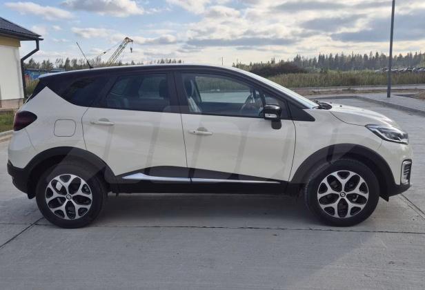 Renault Captur (1)