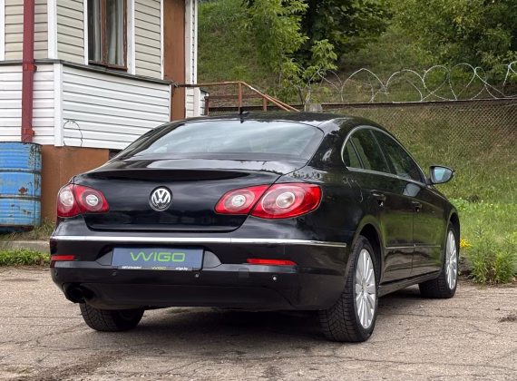 Volkswagen Passat CC (6)