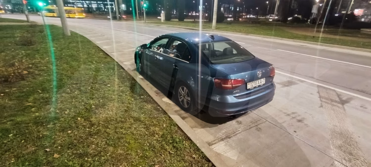 Volkswagen Jetta (4)