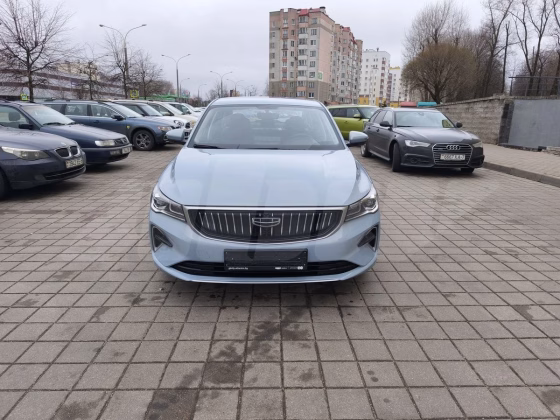 Geely Emgrand X7 (1)