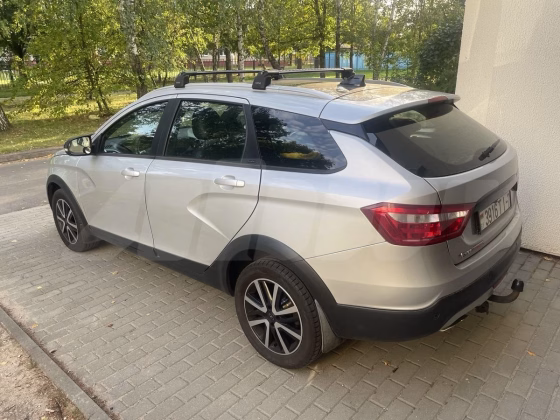 Lada Vesta (1)