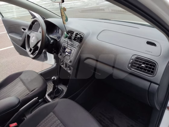 Volkswagen Polo (17)
