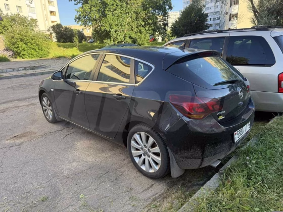 Opel Astra (2)