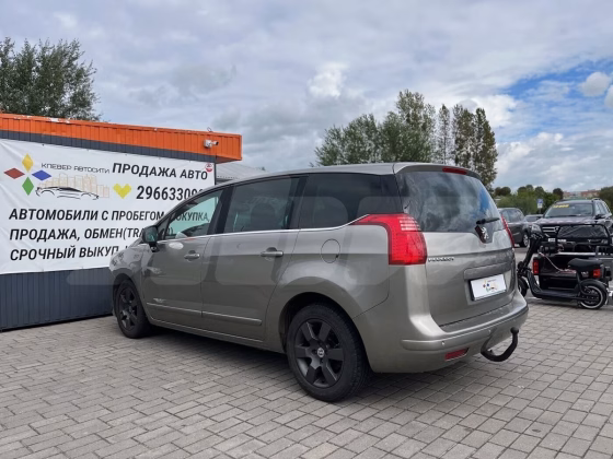 Peugeot 5008 (16)