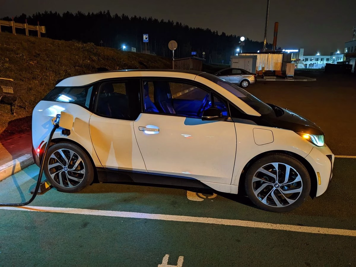 BMW I3
