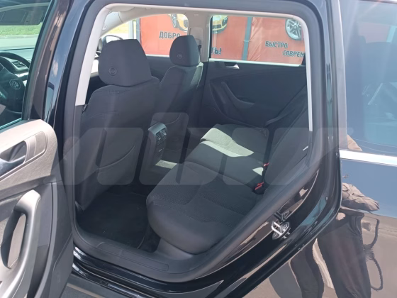 Volkswagen Passat (5)