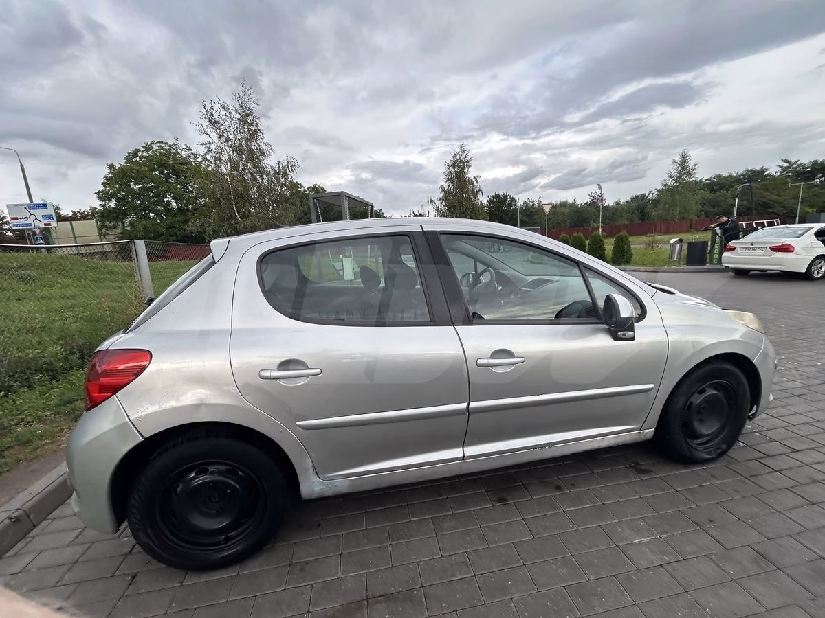 Peugeot 207