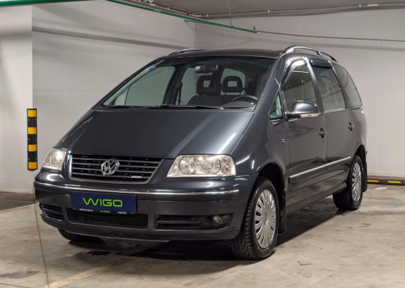 Volkswagen Sharan (3)