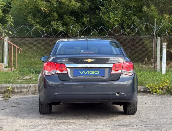 Chevrolet Cruze (5)