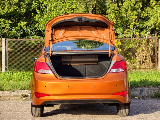 Hyundai Solaris / Accent (7)