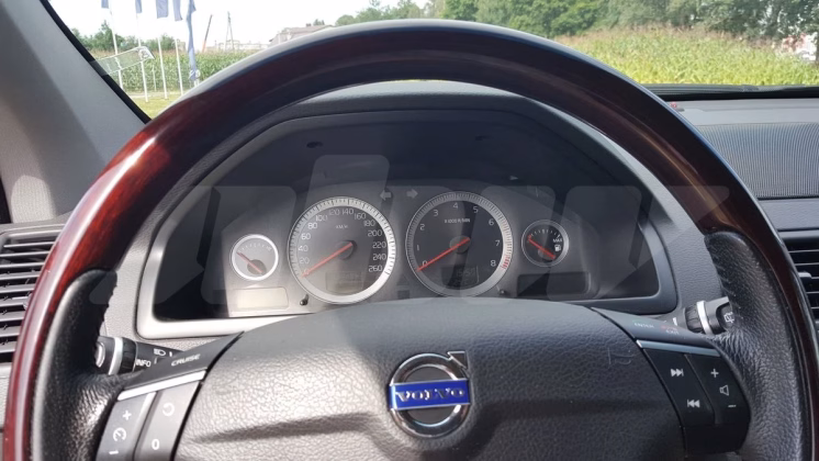 Volvo XC90 (13)