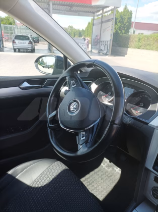 Volkswagen Passat (15)