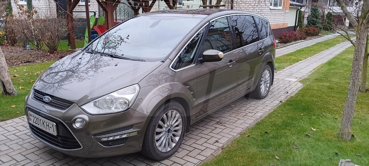 Ford S-Max