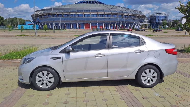 Kia Rio (1)