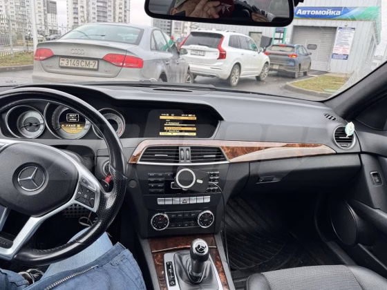 Mercedes-Benz C 180 (10)